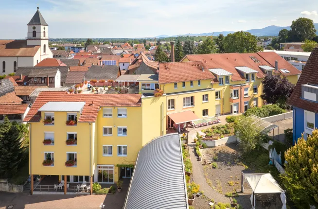 Pflege + Betreutes Wohnen: Seniorenhaus Renchen, Renchen